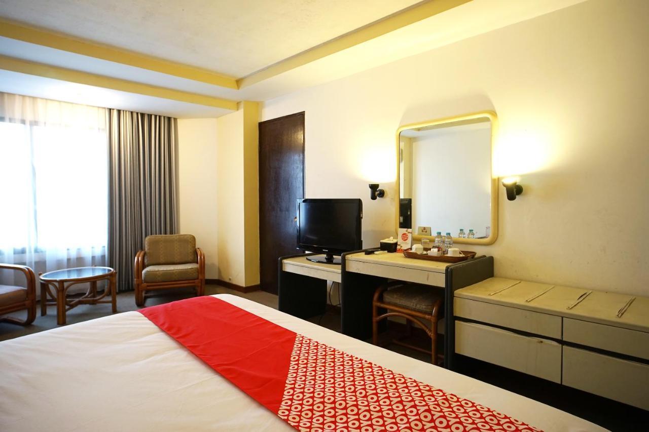 Collection O 1963 Hotel The New Benakutai Balikpapan  Eksteriør bilde