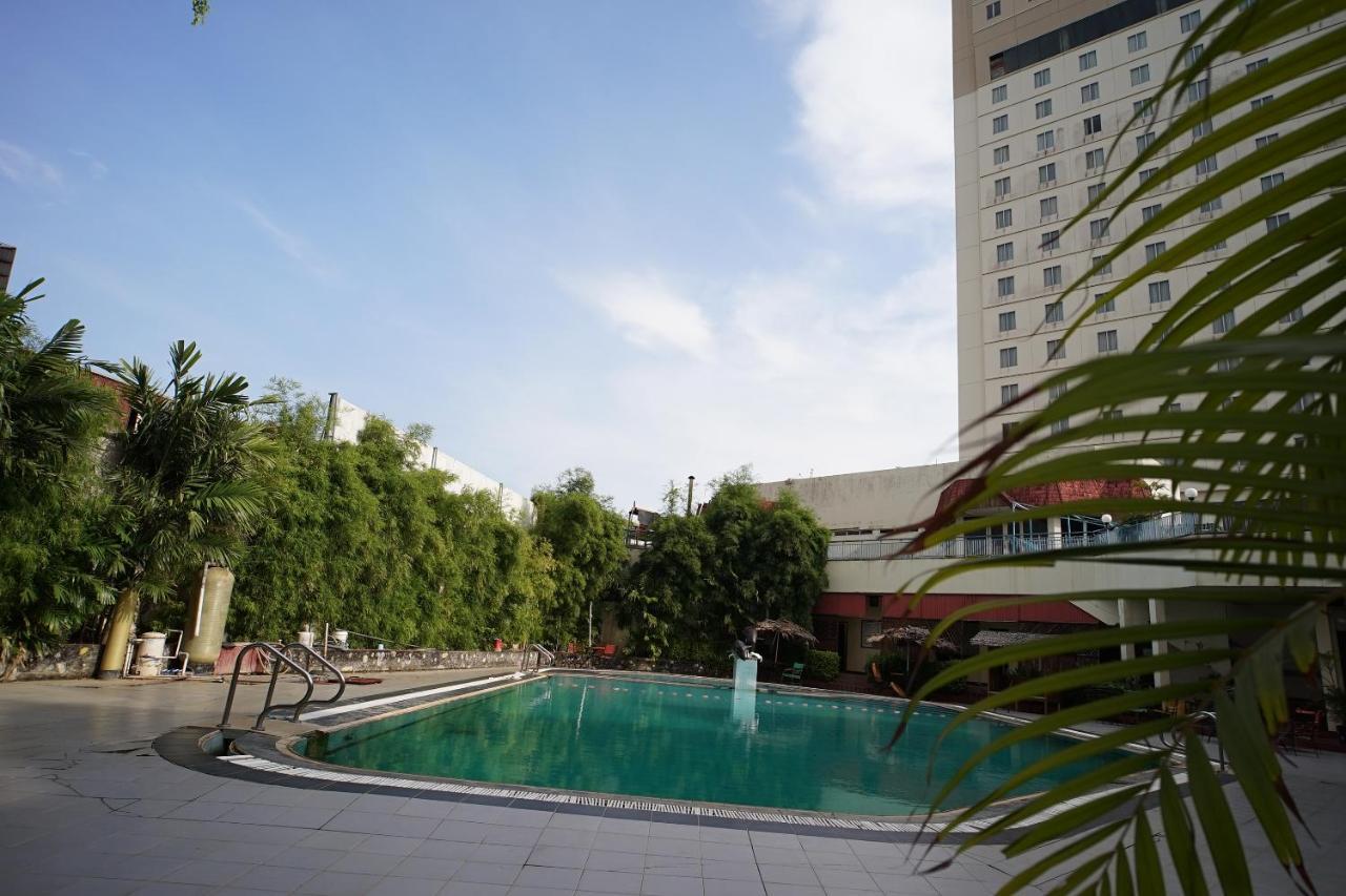 Collection O 1963 Hotel The New Benakutai Balikpapan  Eksteriør bilde