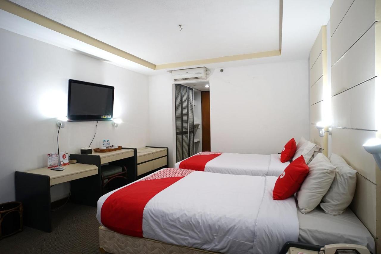 Collection O 1963 Hotel The New Benakutai Balikpapan  Eksteriør bilde
