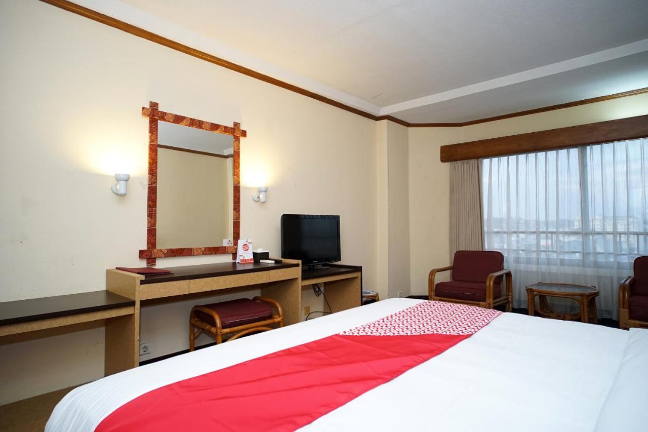 Collection O 1963 Hotel The New Benakutai Balikpapan  Eksteriør bilde