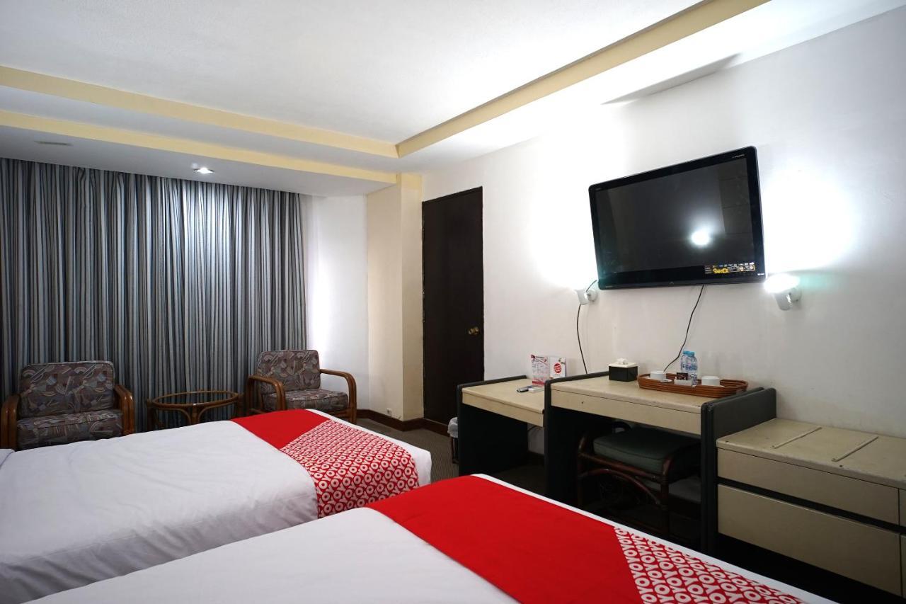 Collection O 1963 Hotel The New Benakutai Balikpapan  Eksteriør bilde