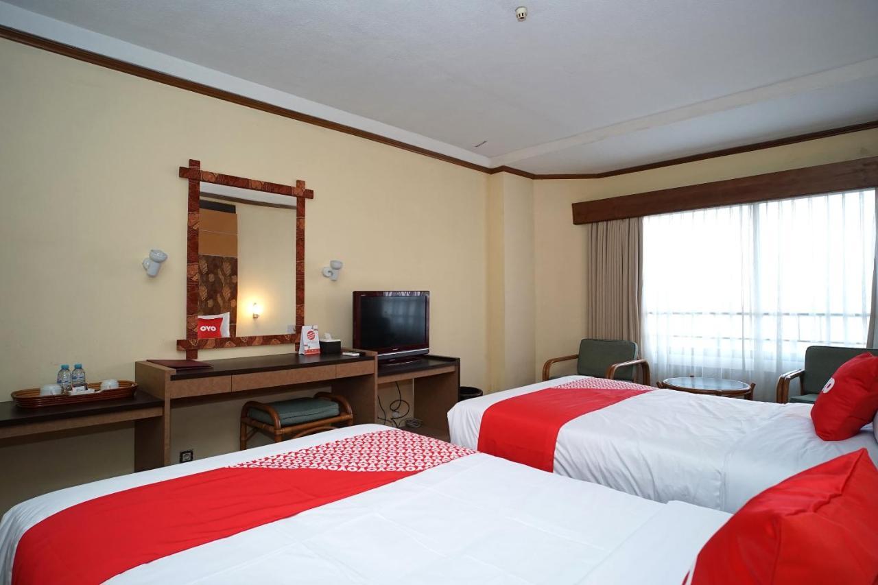 Collection O 1963 Hotel The New Benakutai Balikpapan  Eksteriør bilde